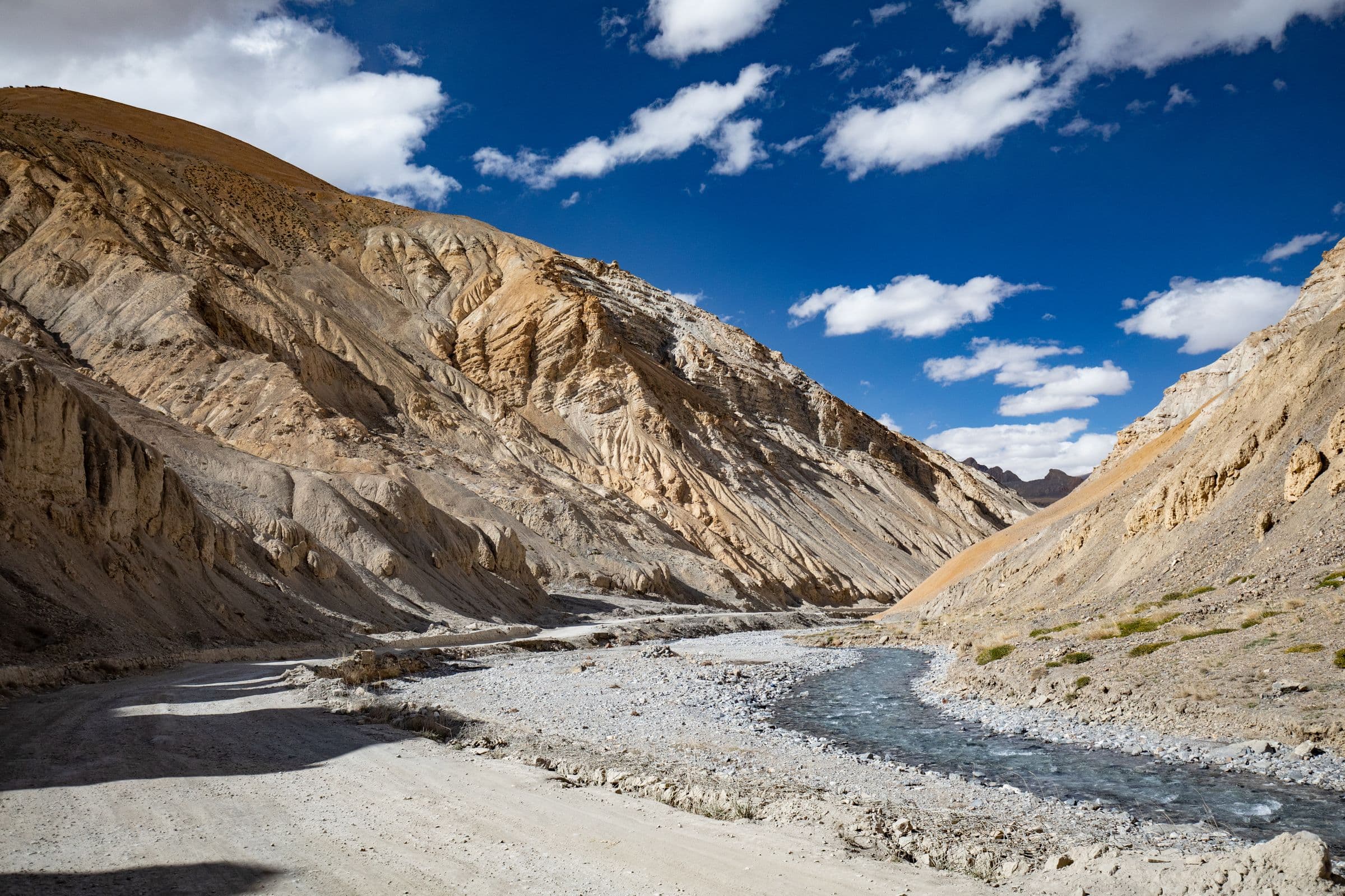 The road over Kunzum La at 4,590 metres